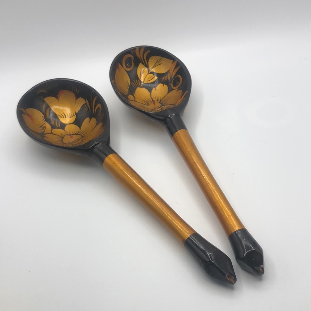 RUSSIAN KHOKHLOMA HAND PAINTED LACQUERED WOODEN 2 SPOONS